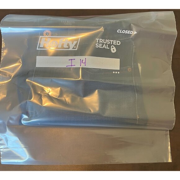 Talbots Flawless Fit Jeans NWT Size 6 Women’s Classic Stretch StretchDenim Blue - Picture 9 of 9